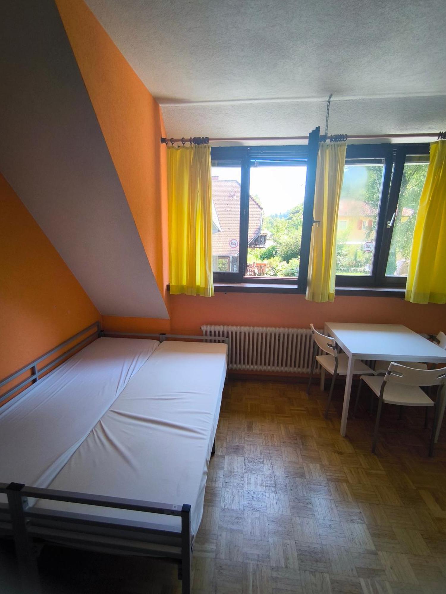Hostel Waldblick Friburgo em Brisgóvia Exterior foto